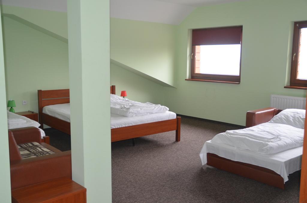 Hotel Tenis Хжонстовіце Номер фото
